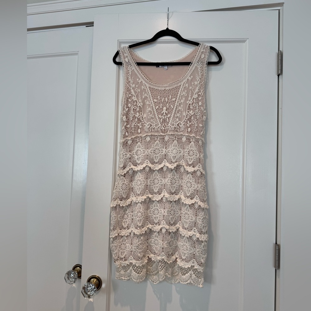 Jennifer Lopez JLo Cream Lace Tiered Mini Dress S Romantic Boho Chic